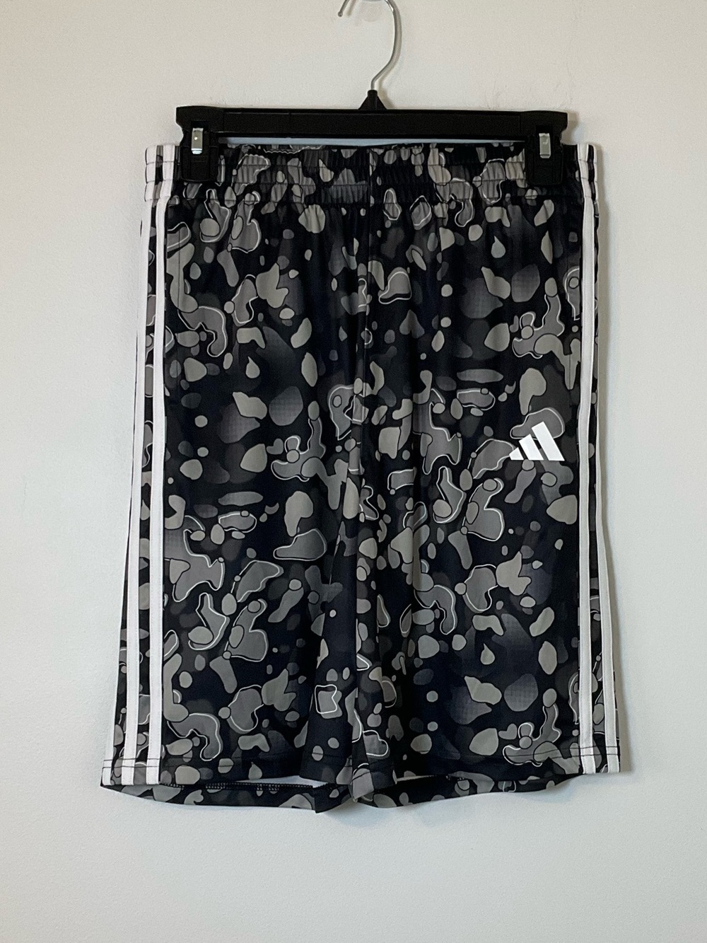 Adidas Boys Camo Shorts XL 18/20 Black Athletic Striped Logo